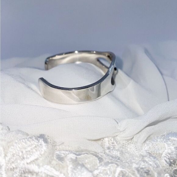 New Bridge Sterling Silver Bracelet - Picture 5 of 9